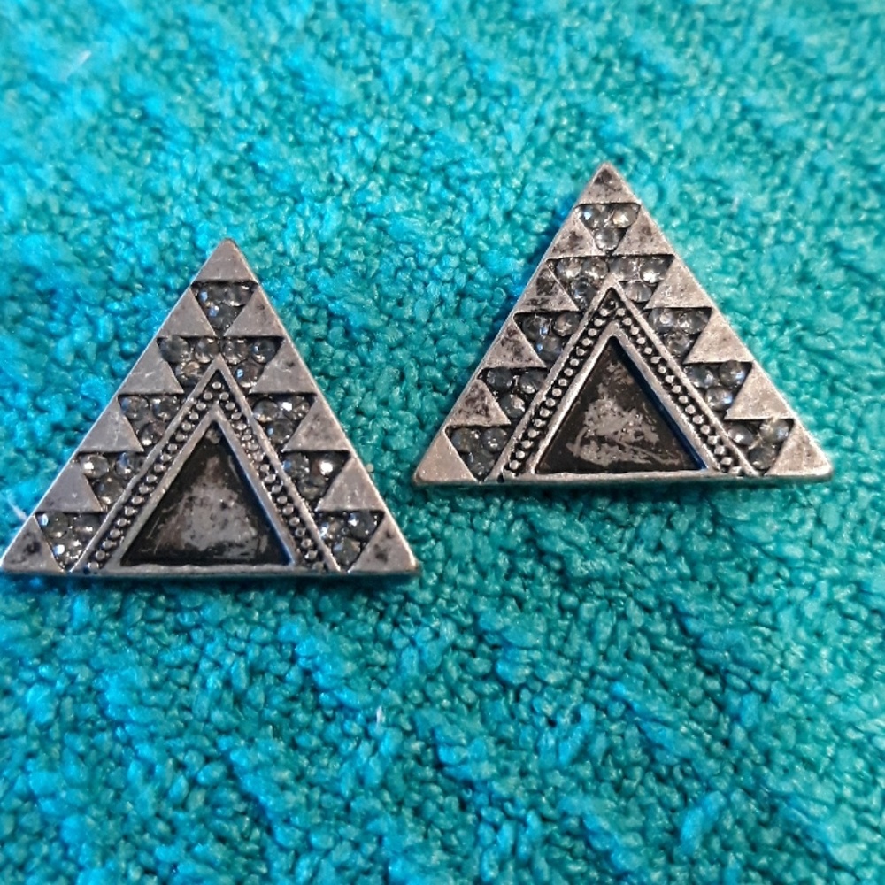Earings